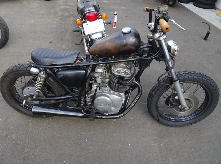 Мотоцикл Yamaha XS250SPL