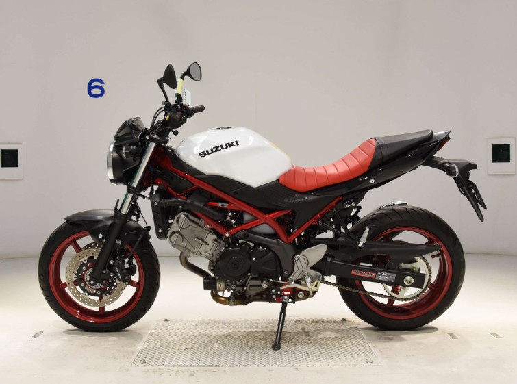 Мотоцикл Suzuki SV650A
