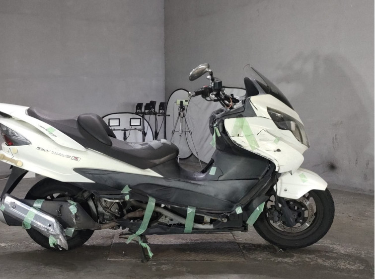Мотоцикл Suzuki SKYWAVE 250S з пробігом 100237 km