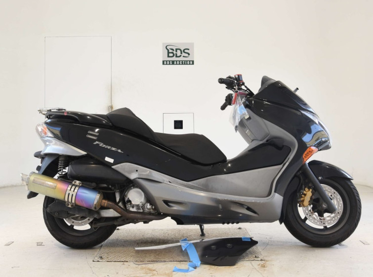 Мотоцикл Honda FORZA Z