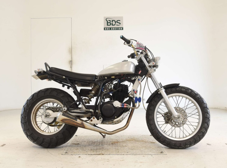 Мотоцикл Yamaha TW200E с пробегом 4849 km