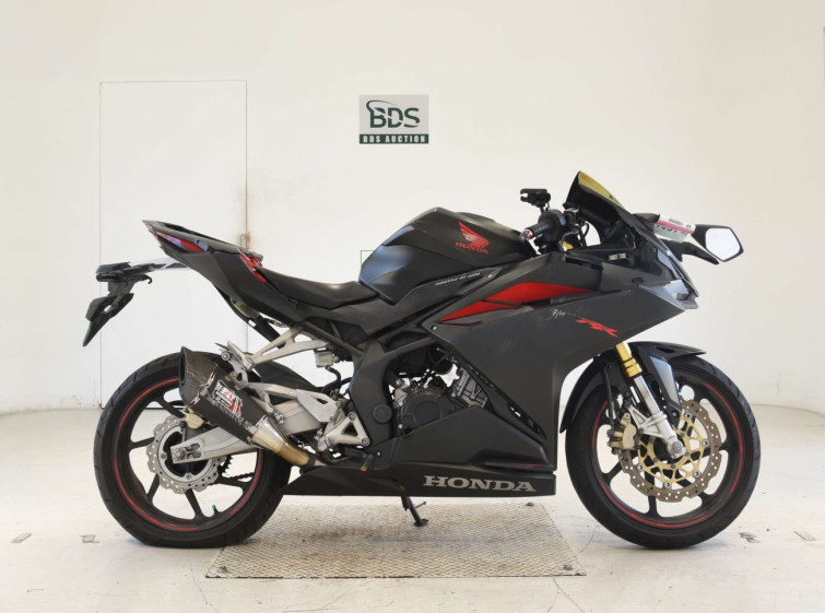 Мотоцикл Honda CBR250RR