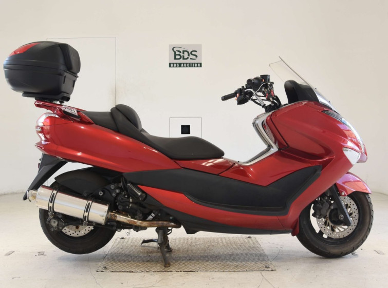 Мотоцикл Yamaha MAJESTY 250 с пробегом 9875 km