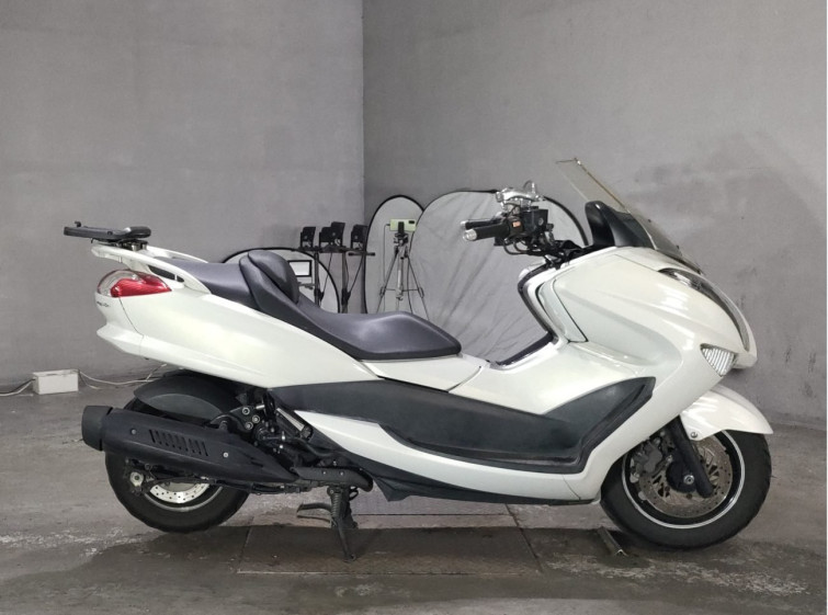 Мотоцикл Yamaha MAJESTY 250 с пробегом 83517 km