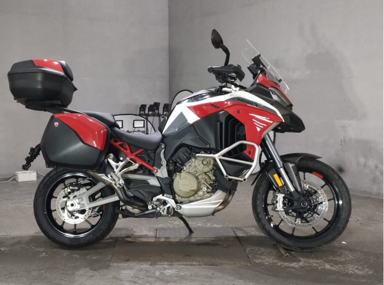 Мотоцикл Ducati MULTISTRADA V4S с пробегом 20437 km