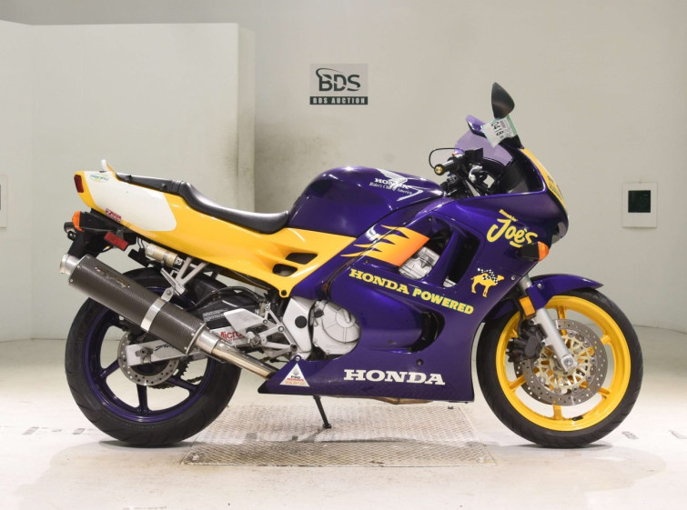 Мотоцикл Honda CBR600F з пробігом 35559 km