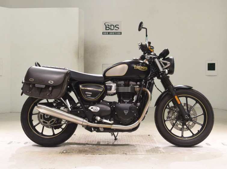Мотоцикл Triumph STREET TWIN с пробегом 8568 km