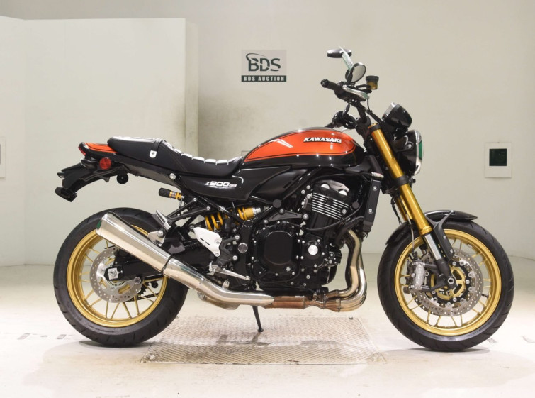 Мотоцикл Kawasaki Z900RS с пробегом 1498 km