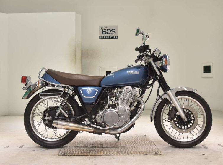 Мотоцикл Yamaha SR400 с пробегом 15432 km