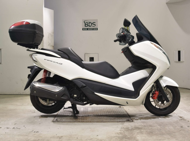 Мотоцикл Honda FORZA SI с пробегом 22273 km