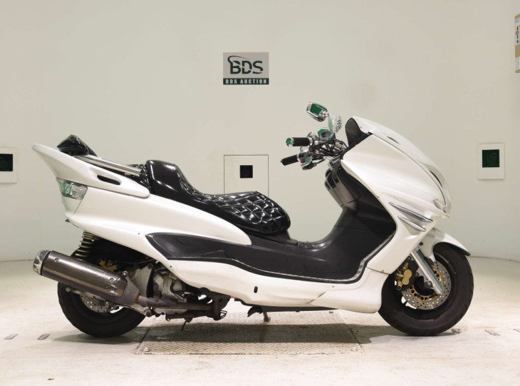 Мотоцикл Yamaha MAJESTY 250 с пробегом 27313 km