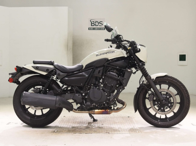 Мотоцикл Kawasaki ELIMINATOR400-3SE с пробегом 2543 km