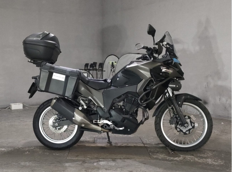 Мотоцикл Kawasaki VERSYS-X 250 с пробегом 18629 km