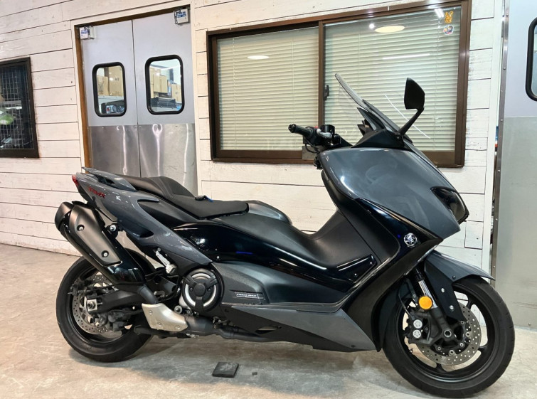 Мотоцикл Yamaha T-MAX560TECHMAXABS с пробегом 27949 km