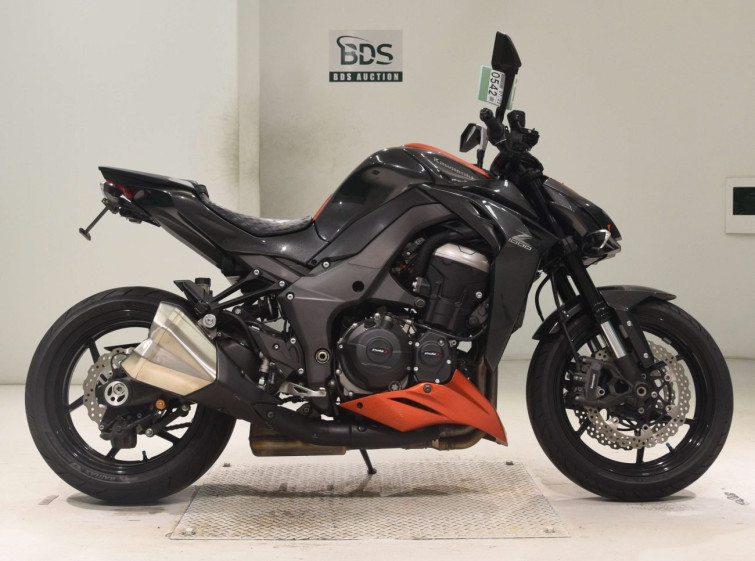 Мотоцикл Kawasaki Z1000 з пробігом 38409 km