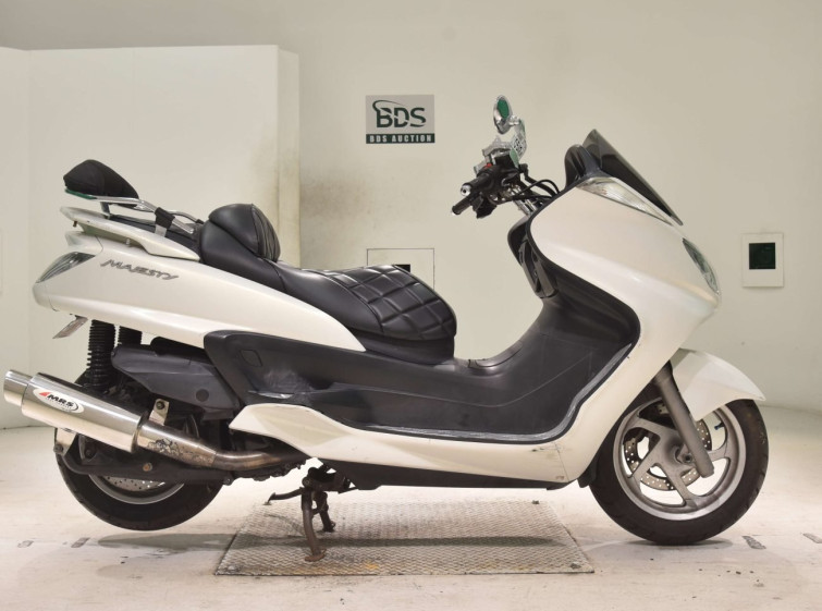 Мотоцикл Yamaha MAJESTY 250 з пробігом 44035 km