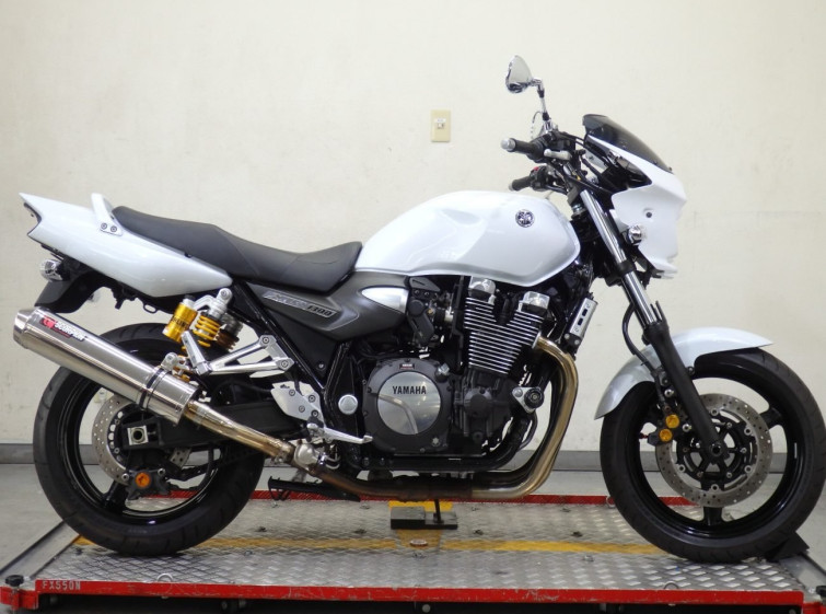 Мотоцикл Yamaha XJR1300 з пробігом 8929 km