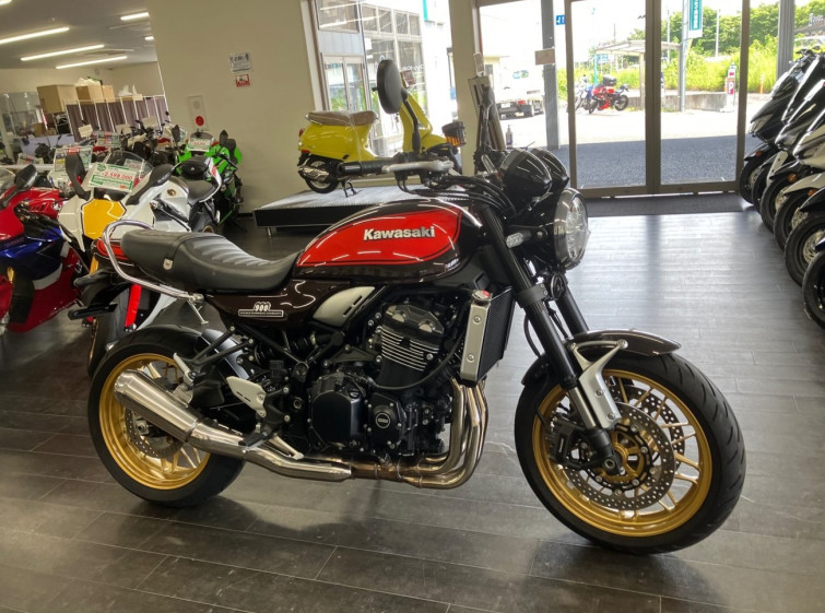 Мотоцикл Kawasaki Z900RS с пробегом 3662 km