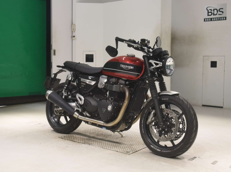 Мотоцикл Triumph SPEED TWIN з пробігом 7319 km