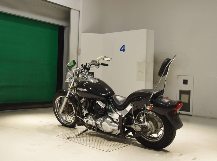 Мотоцикл Yamaha DRAGSTAR XVS400 з пробігом 43793 km