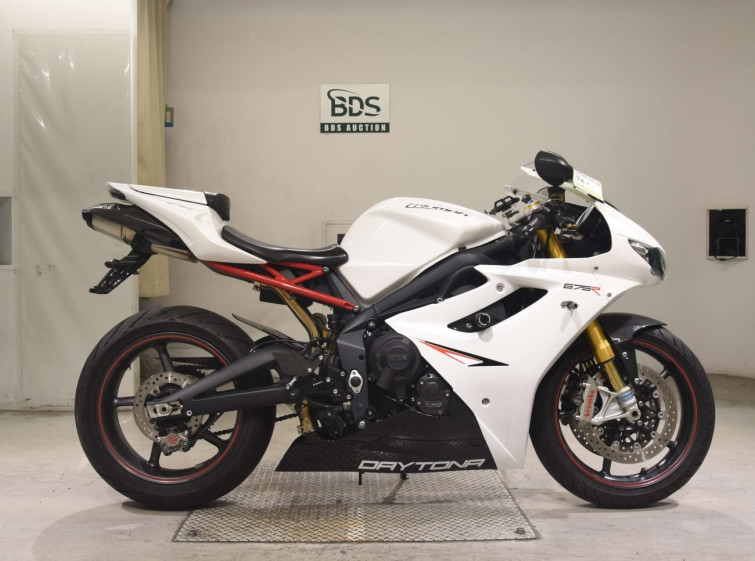 Мотоцикл Triumph DAYTONA 675R с пробегом 19752 km