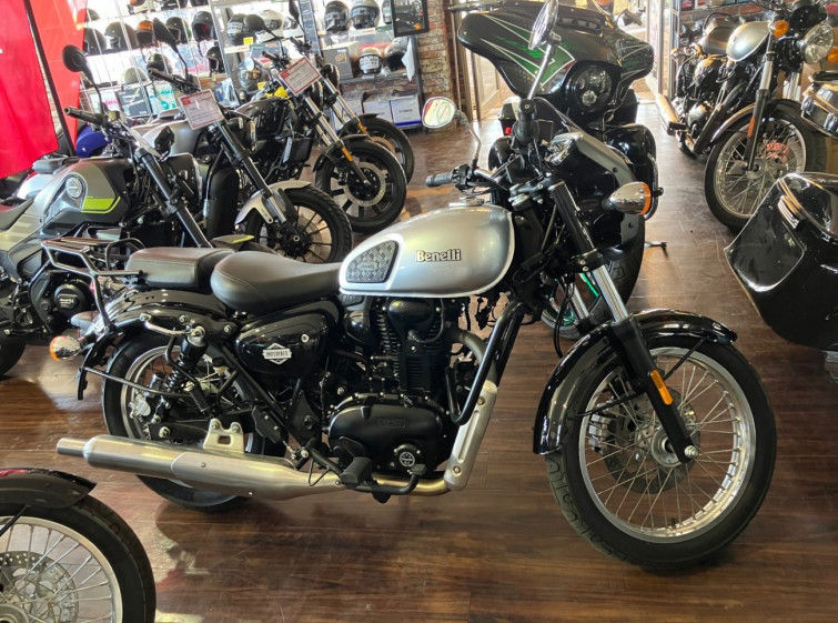 Мотоцикл Benelli IMPERIALE 400 с пробегом 8031 km