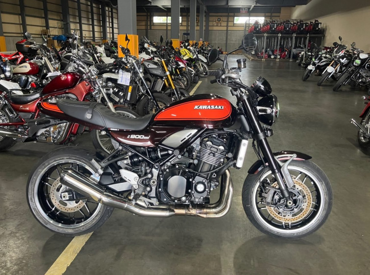Мотоцикл Kawasaki Z900RS с пробегом 9227 km