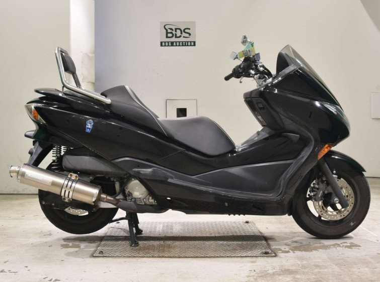 Мотоцикл Honda FORZA з пробігом 10069 km