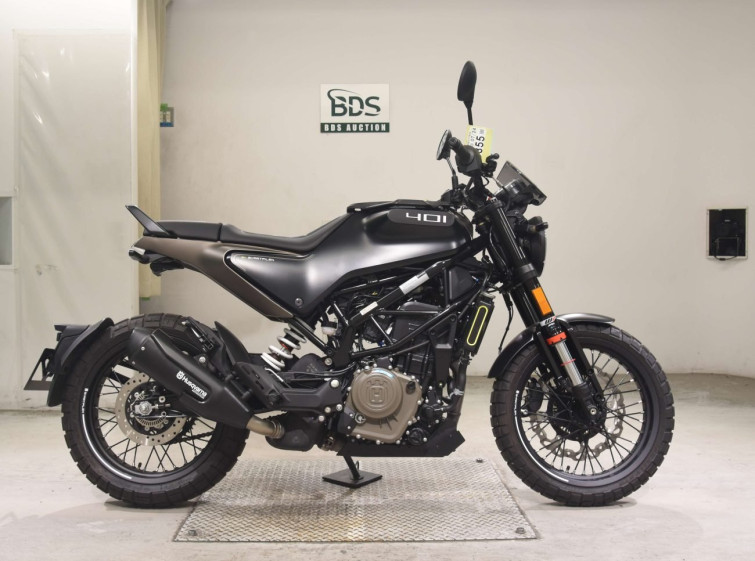 Мотоцикл Husqvarna SVARTPILEN 401 с пробегом 7600 km