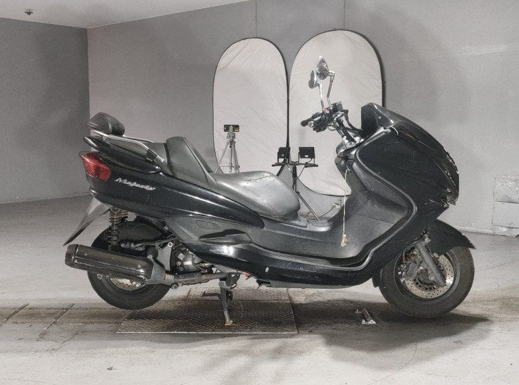 Мотоцикл Yamaha MAJESTY 250C