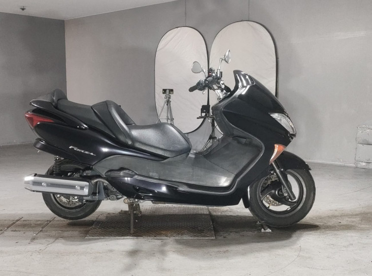 Мотоцикл Honda FORZA Z