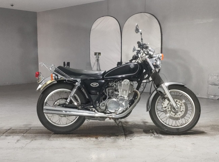 Мотоцикл Yamaha SR400 с пробегом 14019 km