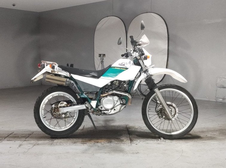 Мотоцикл Yamaha SEROW XT225 с пробегом 89907 km