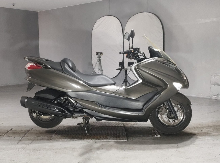 Мотоцикл Yamaha MAJESTY 250 з пробігом 33621 km