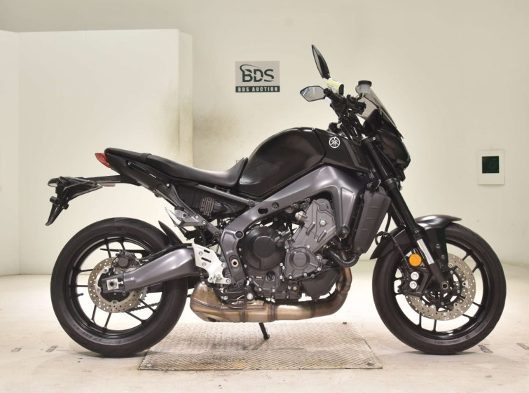Мотоцикл Yamaha MT-09 з пробігом 9711 km