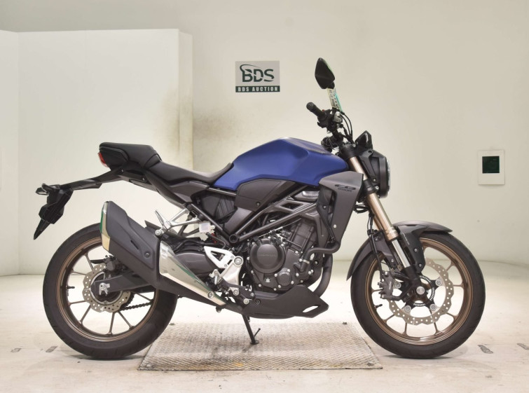 Мотоцикл Honda CB250RA с пробегом 3110 km