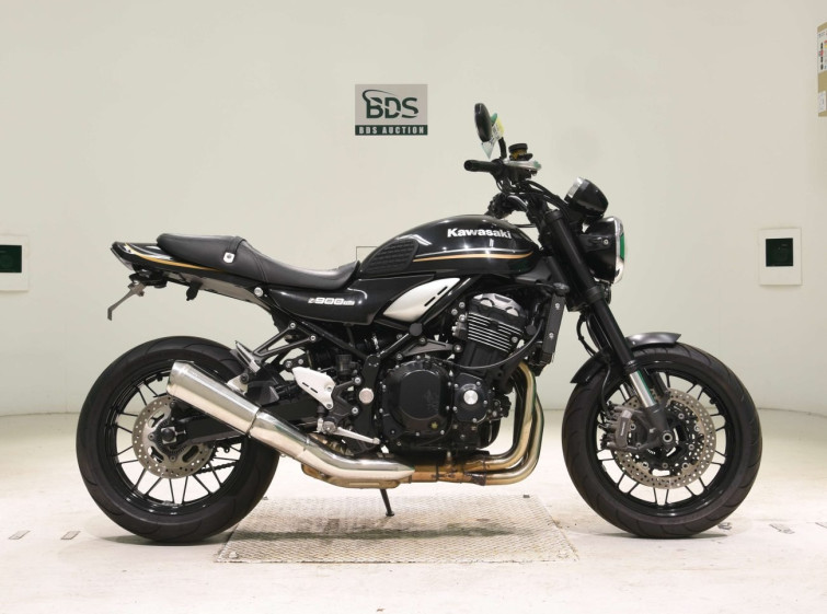 Мотоцикл Kawasaki Z900RS с пробегом 9312 km