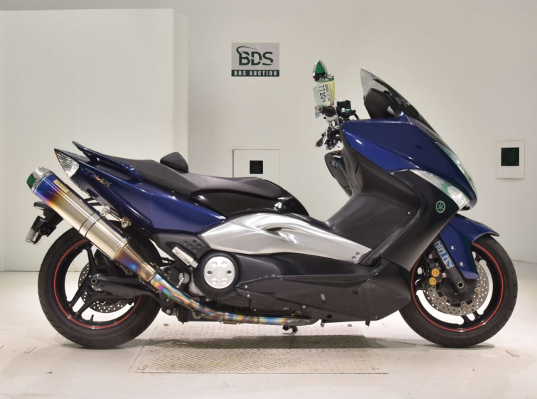 Мотоцикл Yamaha T-MAX500 з пробігом 15962 m