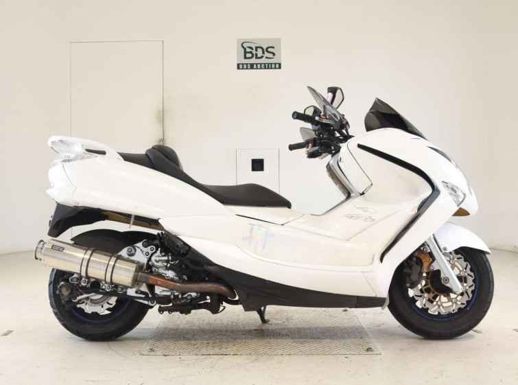 Мотоцикл Yamaha MAJESTY 250 с пробегом 41102 km