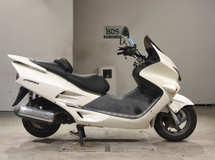 Мотоцикл Honda FORZA з пробігом 45666 km