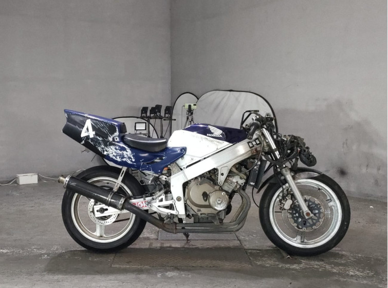Мотоцикл Honda CBR250R з пробігом 17131 km