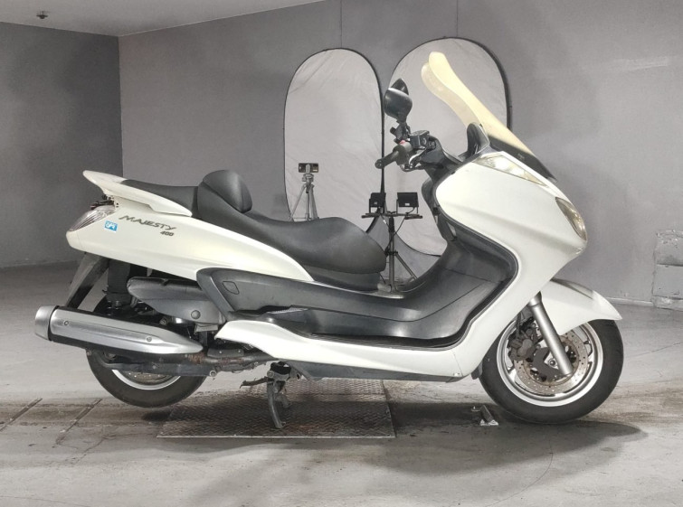Мотоцикл Yamaha GRAND MAJESTY 400 с пробегом 81210 km