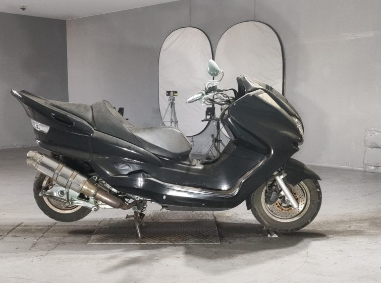 Мотоцикл Yamaha MAJESTY 250C