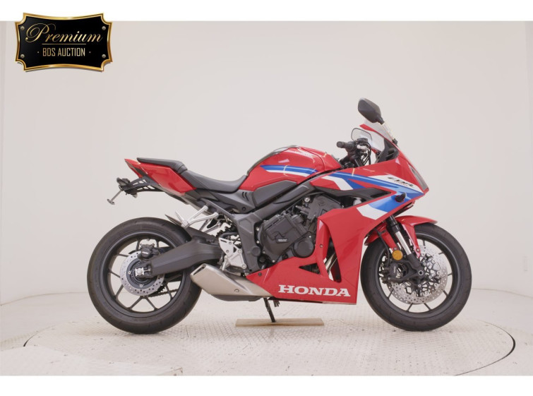 Мотоцикл Honda CBR650R с пробегом 1410 km