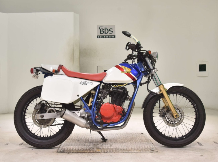 Мотоцикл Honda FTR250 с пробегом 11104 km