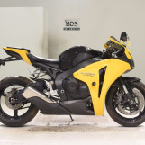 Мотоцикл Honda CBR1000RR с пробегом 17998 km
