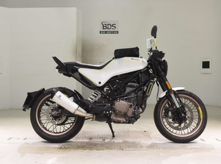 Мотоцикл Husqvarna VITPILEN 401 с пробегом 9986 km