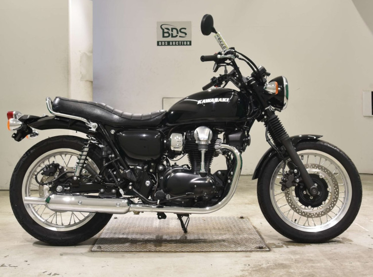 Мотоцикл Kawasaki W800-2 STREET с пробегом 3564 km