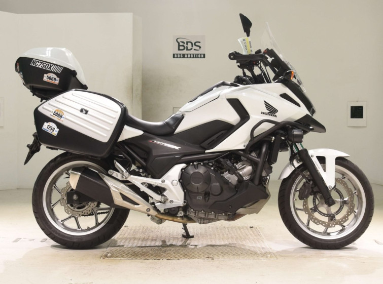 Мотоцикл Honda NC750XLDA с пробегом 30085 km