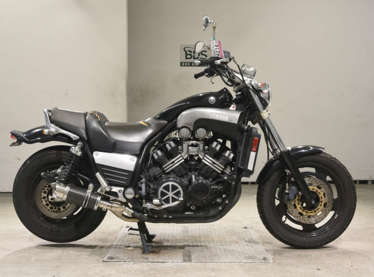 Мотоцикл Yamaha V-MAX1200 з пробігом 45922 km